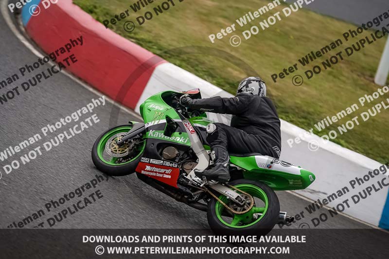 enduro digital images;event digital images;eventdigitalimages;mallory park;mallory park photographs;mallory park trackday;mallory park trackday photographs;no limits trackdays;peter wileman photography;racing digital images;trackday digital images;trackday photos